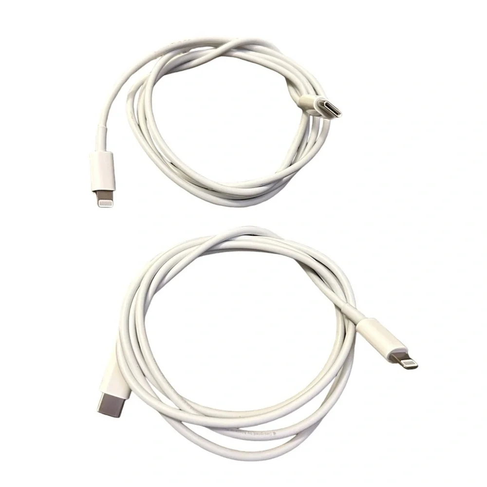 Apple iPhone (series 14 and below) 3ft chargers / USB-C block adapter port